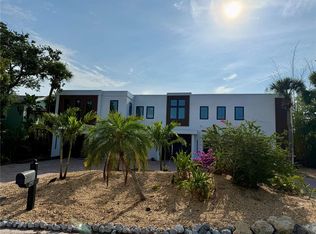 1257 Tree Bay Ln, Sarasota, FL 34242