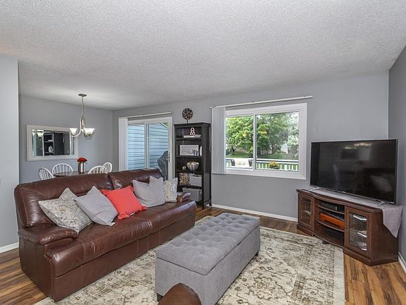 5th image of 3555 Avon Dr