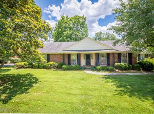 2310 Clarkwood Rd, Louisville, KY 40207