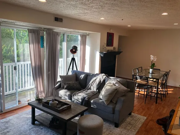 503 Palmtree Dr APT 10, Gaithersburg, MD 20878