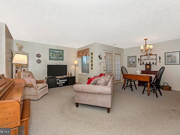 4th image of 2125 Wainwright Ct Unit Ba