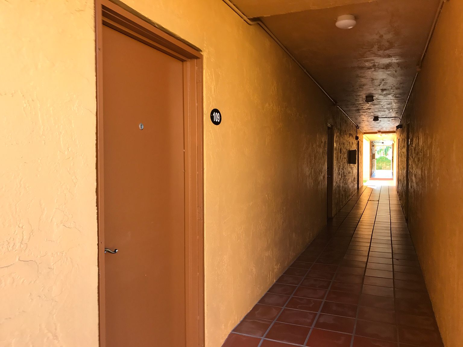 9520-sw-8th-st-apt-109-miami-fl-33174-zillow