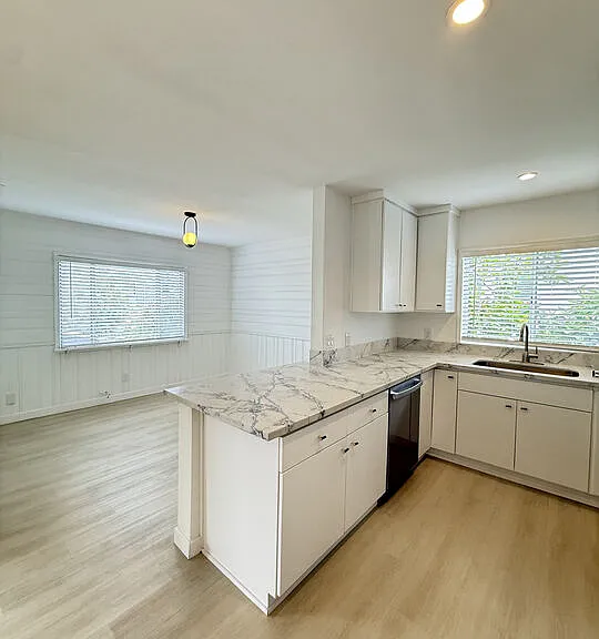 4275 McClung Dr — Photo 12