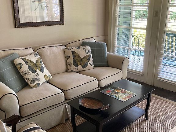 4th image of 5903 Magnolia Ln #26
