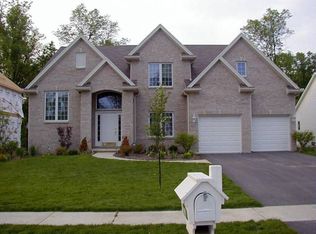 9018 Linden Lake Rd, Sylvania, OH 43560