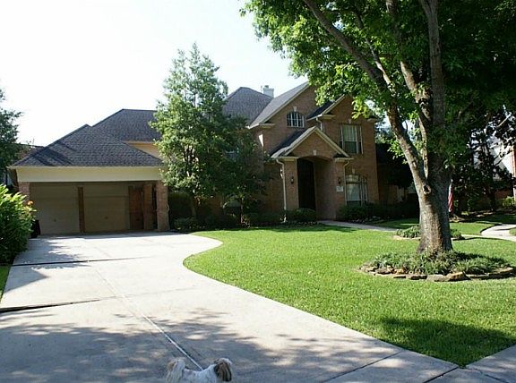 2nd image of 2342 Central Park Cir