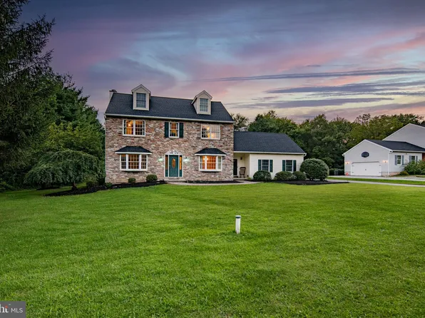 3 Ramblewood Dr, Glenmoore, PA 19343