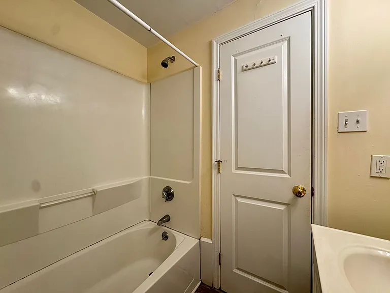 1 Savin Ct — Photo 13