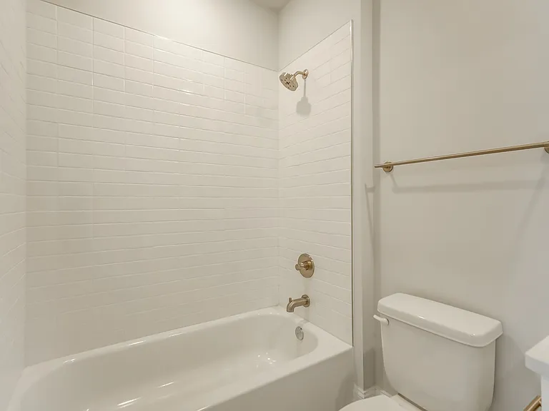 1107 Parkside Greenway Dr — Photo 35