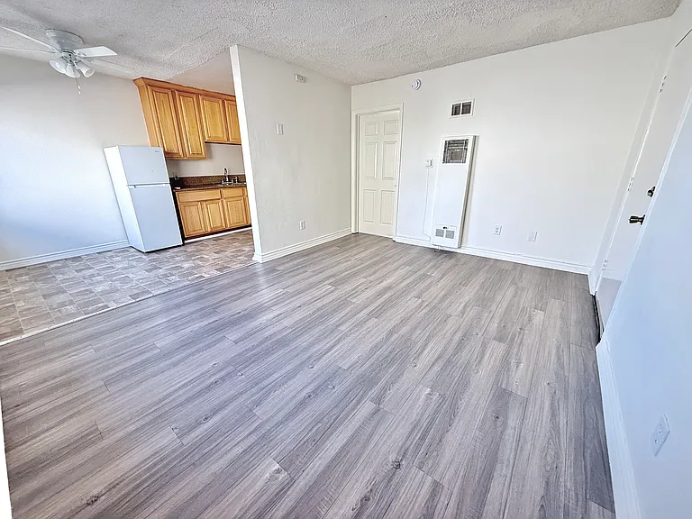 13014 Sherman Way — Photo 8