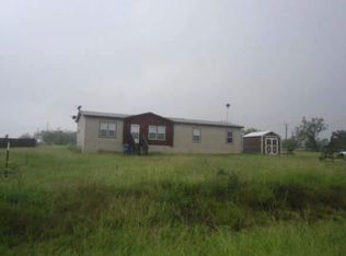 108 Frontier Way, Seguin, TX 78155