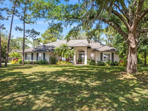 8520 Hidden Pines Road, Fort Pierce, FL 34945