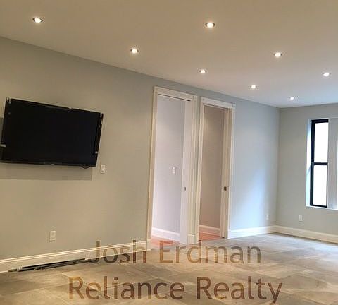 5th image of 854 W 180th St APT 4C