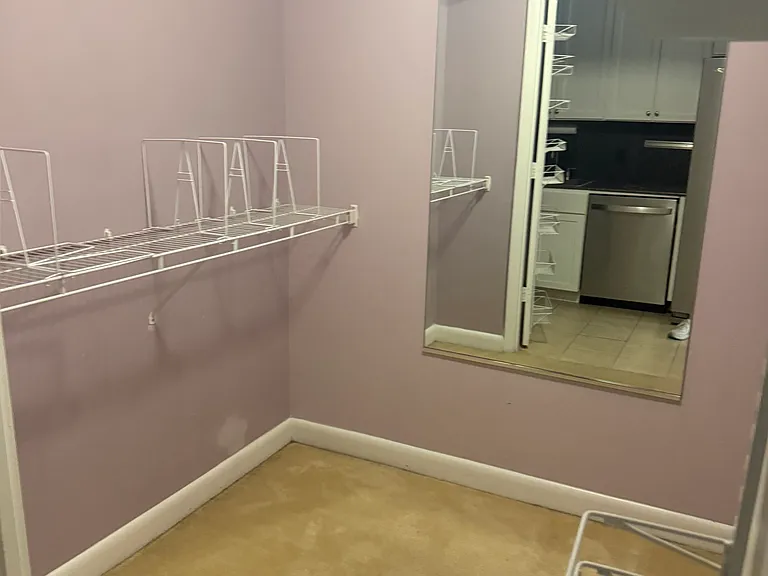 Walk-in closet