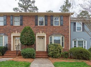 1004 Japonica Ln, Greensboro, NC 27410