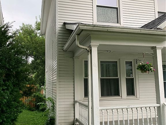 3rd image of 1107 Highland Ave