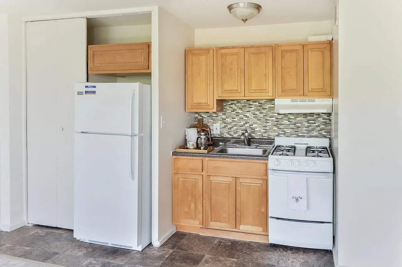 Riverside Towers Apartment Homes — Photo 4