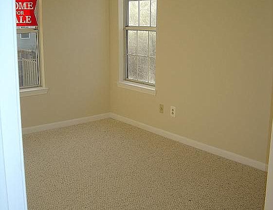 5th image of 2804 Emma Lee St APT 201