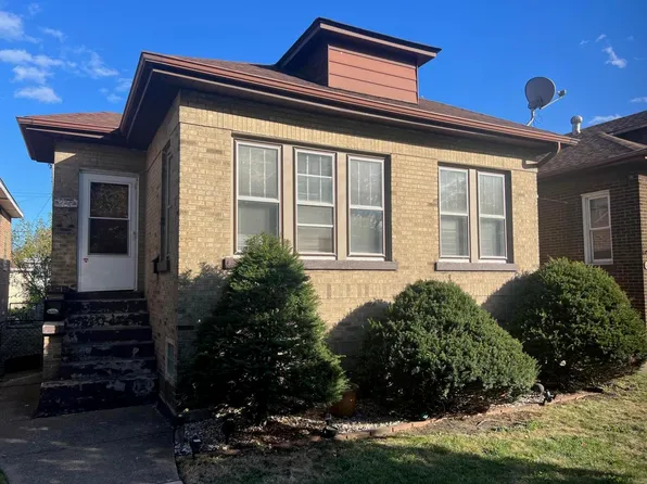 2741 New York Ave, Whiting, IN 46394