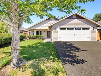 2642 Esther Ln, Grants Pass, OR, 97527