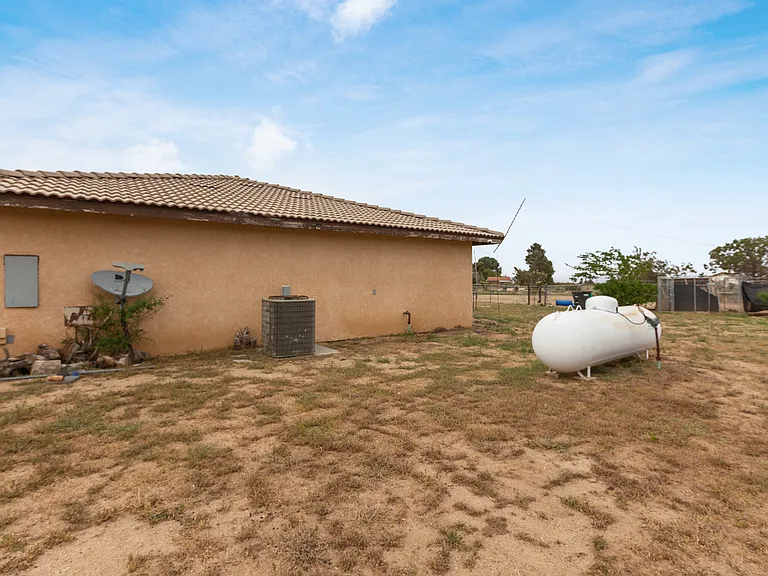 11375 Sunny Vista Rd — Photo 45