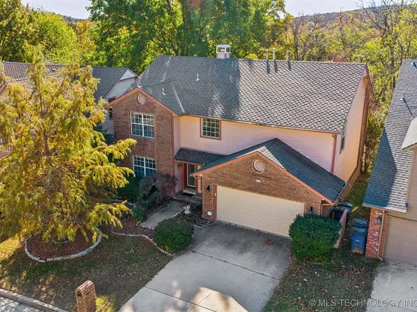 5614 E 78th Pl, Tulsa, OK 74136