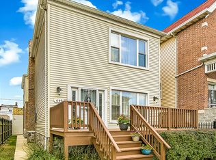 649 E 41st St, Chicago, IL 60653