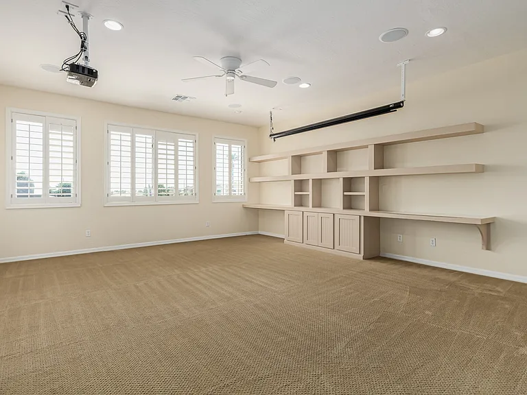 4878 S Fresno St — Photo 40