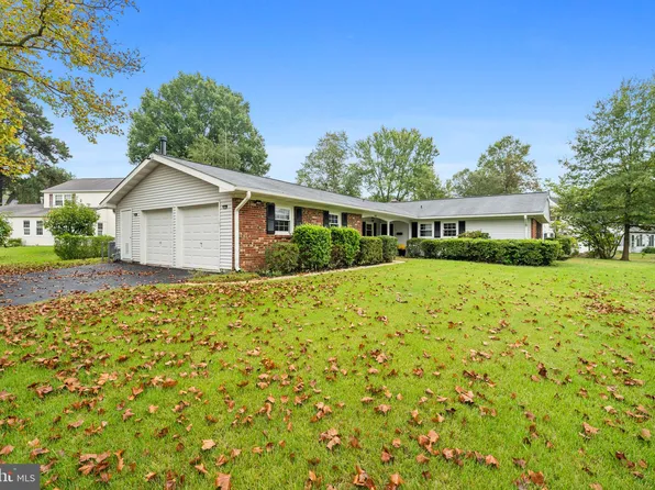 4001 Winchester Ln, Bowie, MD 20715