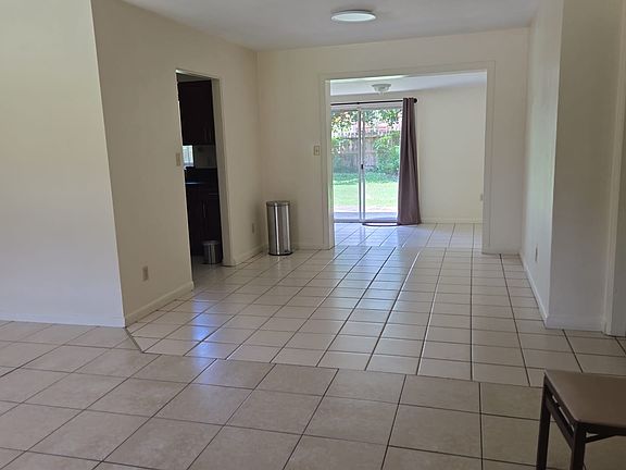4th image of 112 Dolores Dr