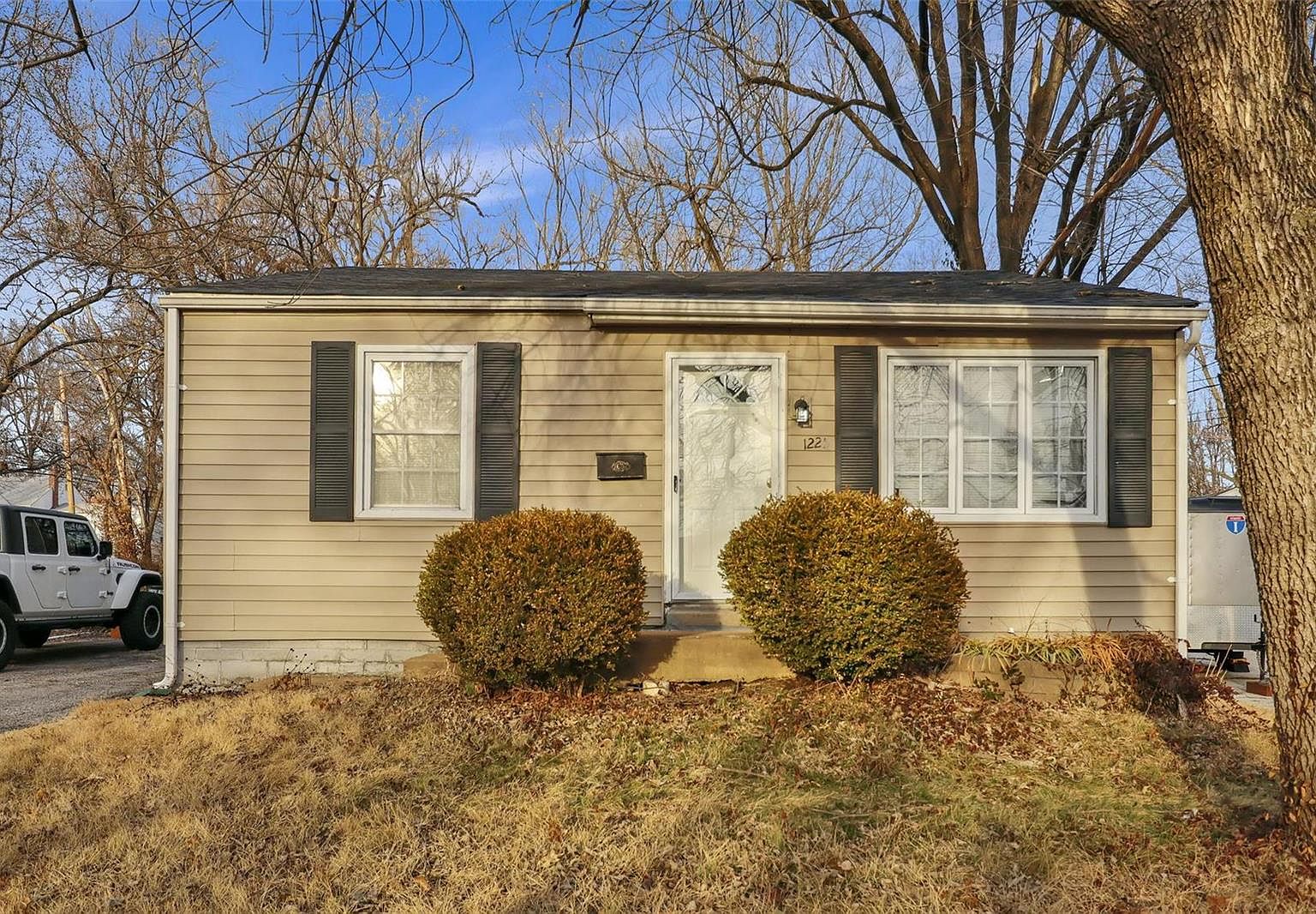 1225 Washington St, Florissant, MO 63031 | Zillow