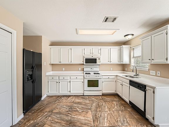 3rd image of 2813 Single Trace Ct