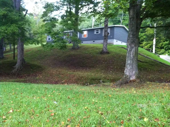 2293 Charleston Rd, Spencer, WV 25276
