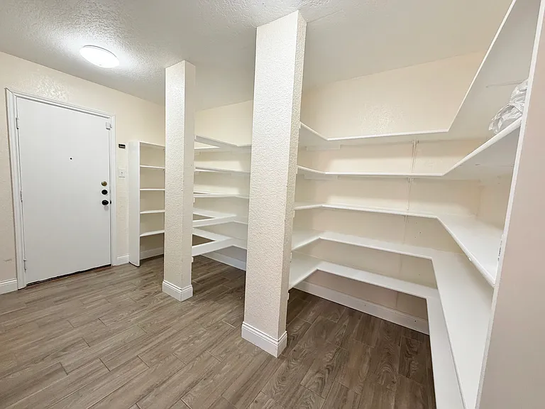 847 Quitman Oak — Photo 15