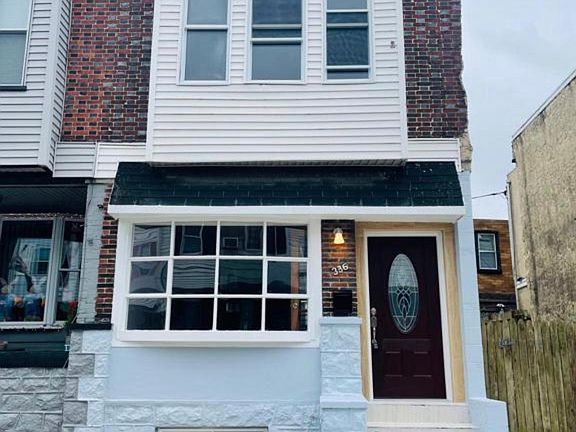 2nd image of 336 Roseberry St #1