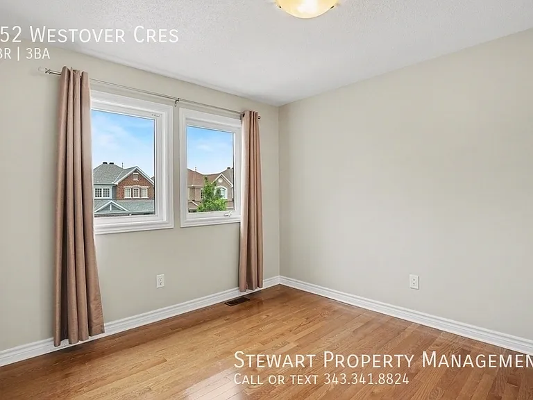 152 Westover Cres — Photo 17