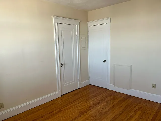 Adams St — Photo 12