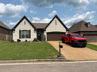 25 Briar Hollow Ln, Oakland, TN 38060