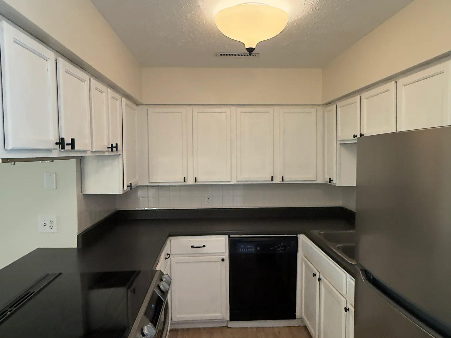 109 Urban St — Photo 4