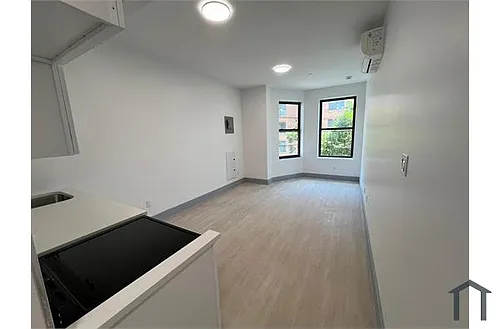 360 E 194th St #3B Photo 1