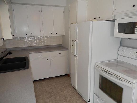 5th image of 3467 Norwood St