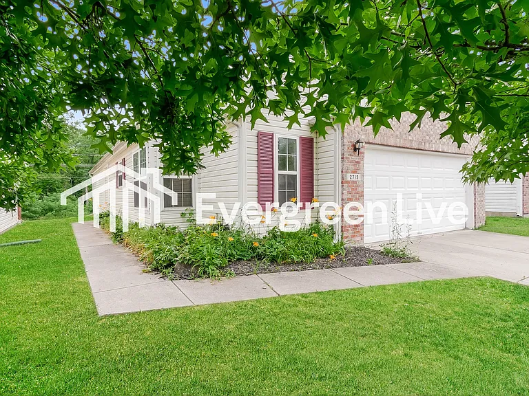 2719 Wortham Way — Photo 2