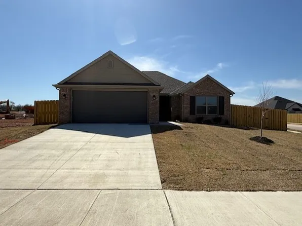1201 Harvest Ave, Lowell, AR