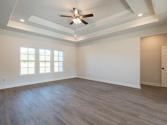5th image of 1009 Ballantyne Ln