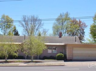 310 Hancock St, Hancock, MI 49930