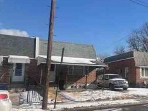 1561 Market St, Linwood, PA 19061