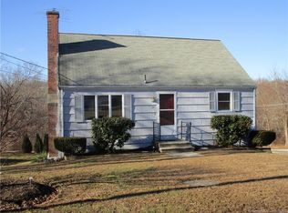 77 E Quasset Rd, Woodstock, CT 06281