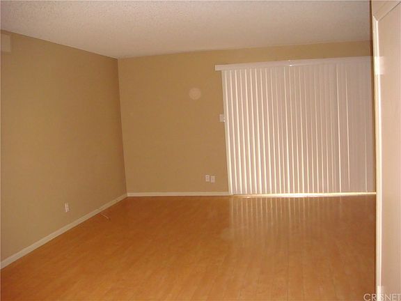 3rd image of 9201 Wakefield Ave Unit 17