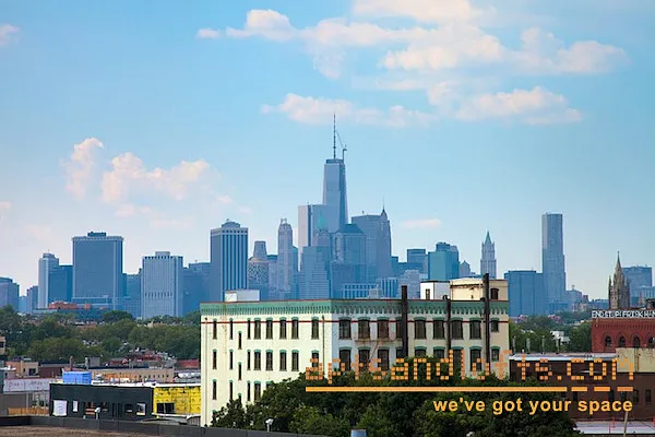 Rented by aptsandlofts.com | media 9