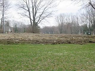 2nd image of 8970 Treeland Ln